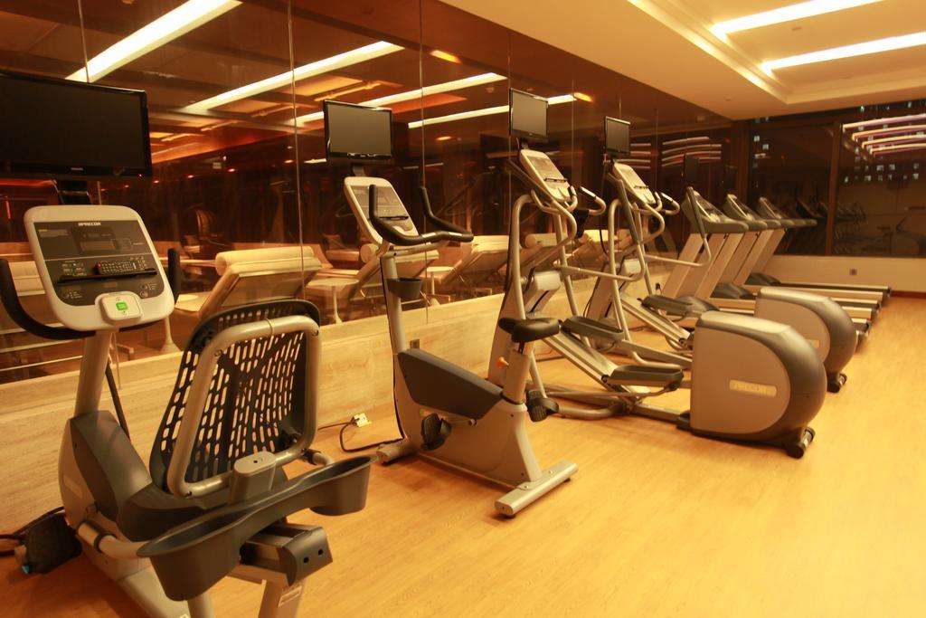 Howard Johnson Qinlu Plaza 鹰潭 外观 照片