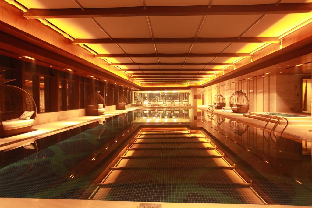 Howard Johnson Qinlu Plaza 鹰潭 外观 照片