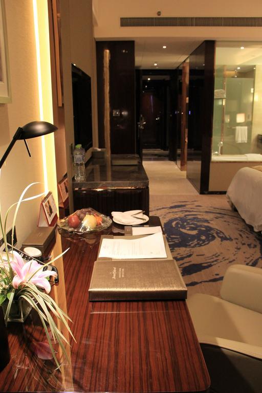 Howard Johnson Qinlu Plaza 鹰潭 外观 照片