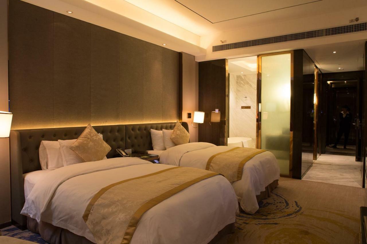Howard Johnson Qinlu Plaza 鹰潭 外观 照片